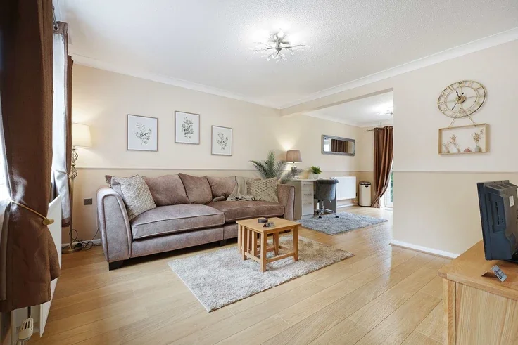 Flat Rectory Close in Huntingdonshire
