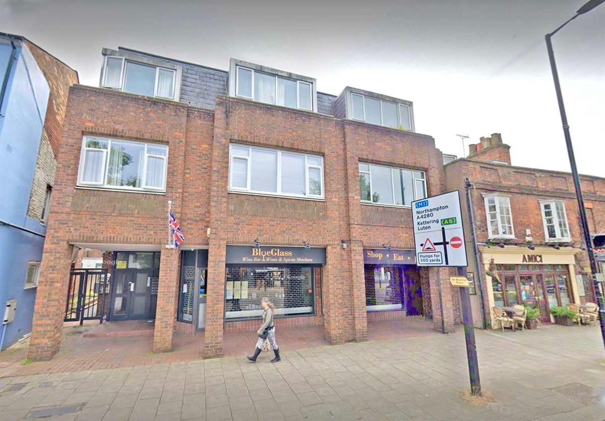 Flat Goldington Road in Bedford