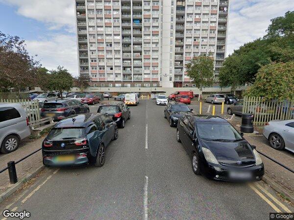 Flat Bramley Close in Greater London