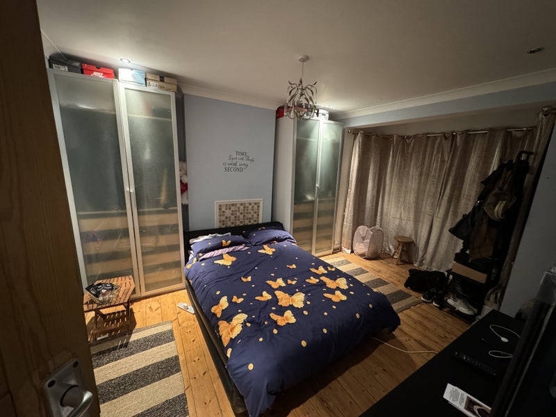 Room Green Lanes in Greater London