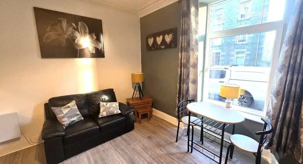 Flat Northfield Place in Aberdeen City