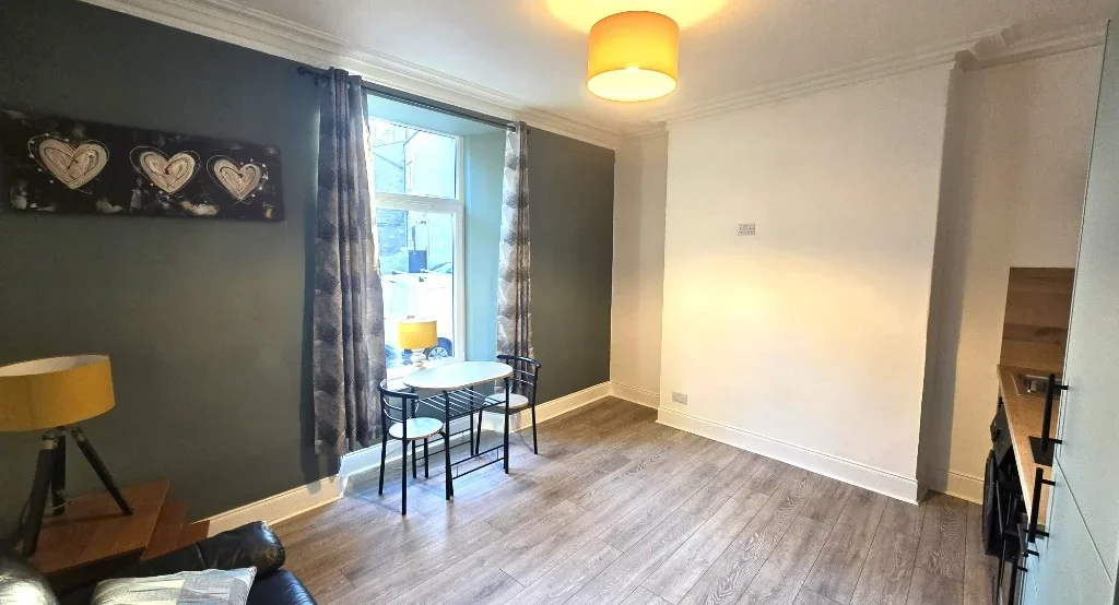 Flat Northfield Place in Aberdeen City