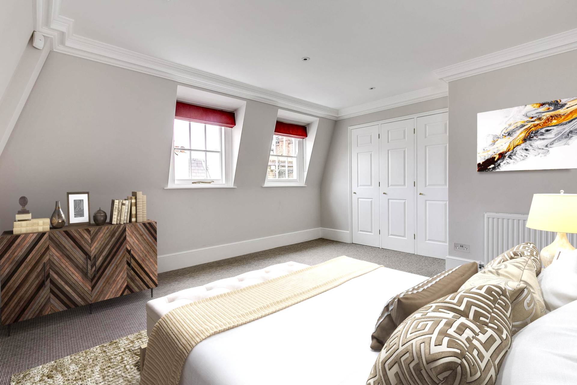 Flat Montpelier Walk in City of Westminster