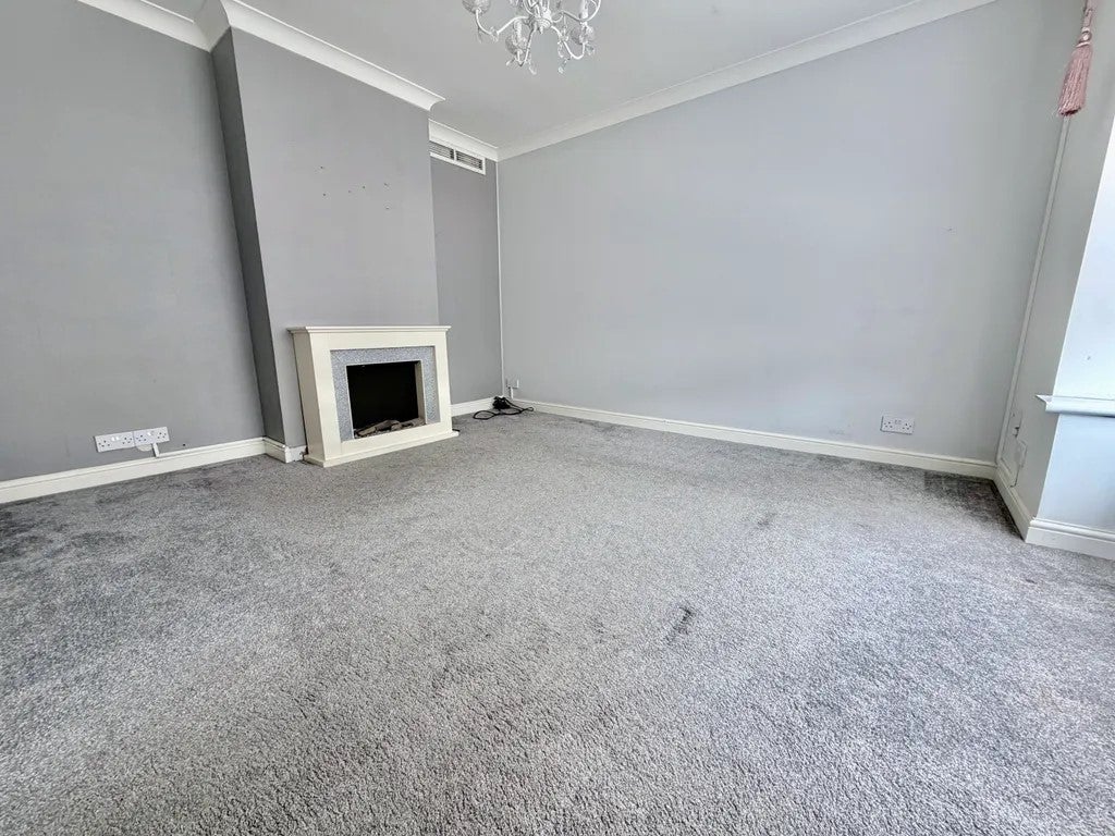 House Kirby Road in Basildon