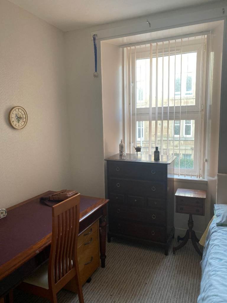 Flat Watson Crescent in City of Edinburgh