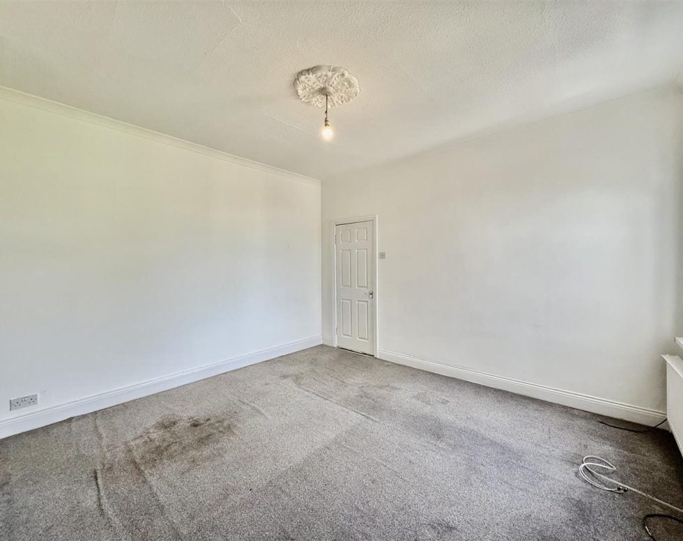 Flat Gladstone Terrace in Crook
