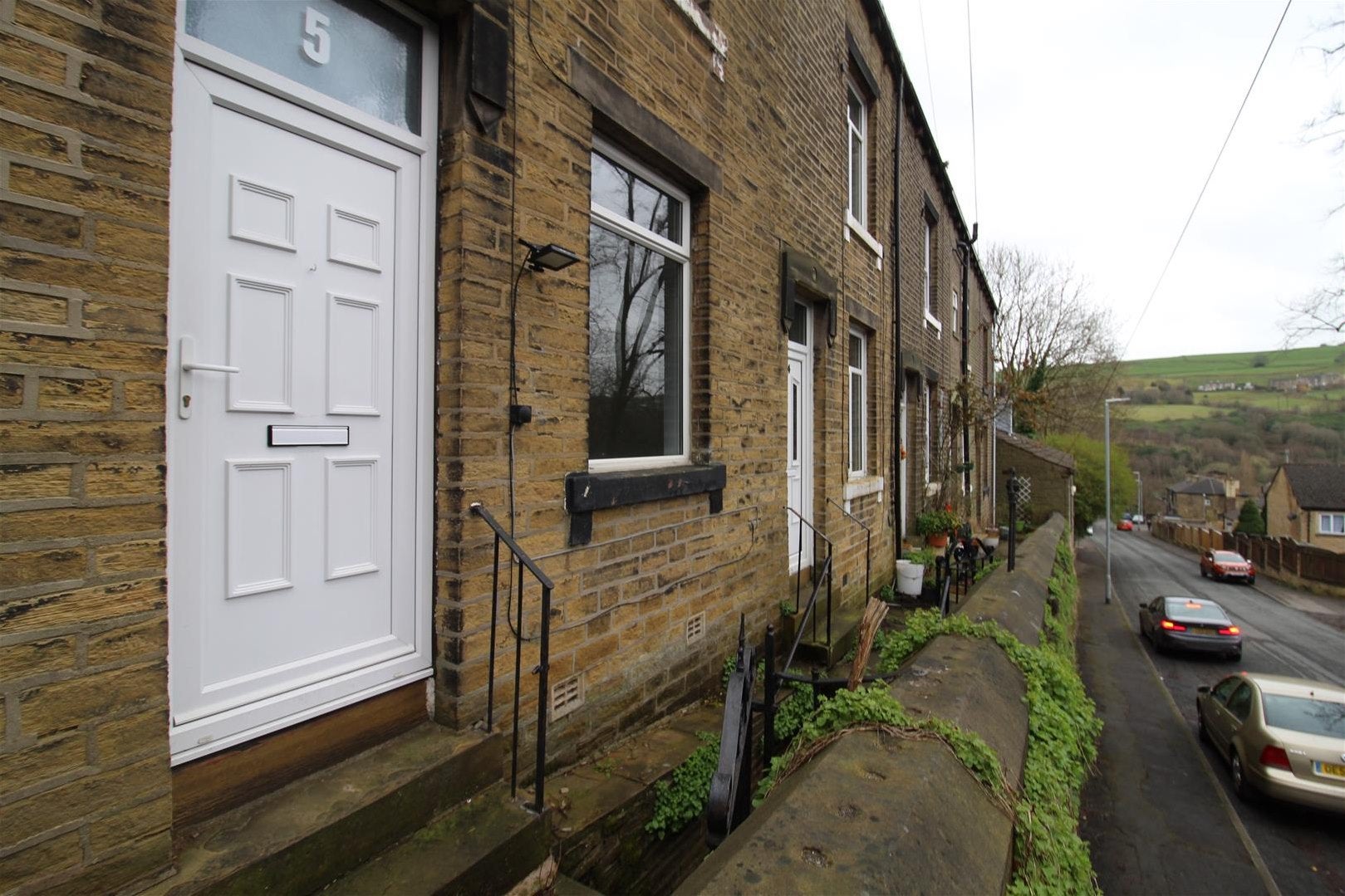 House Middleton Terrace in Calderdale