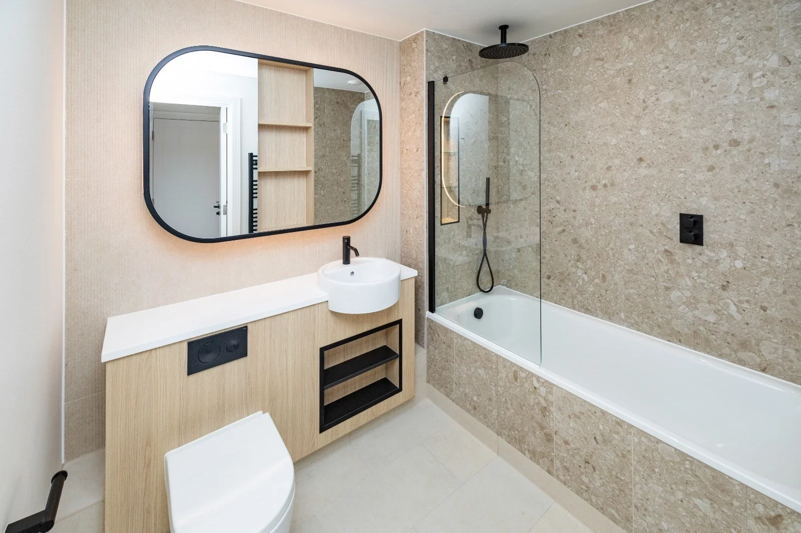 Flat The Hyde in Greater London