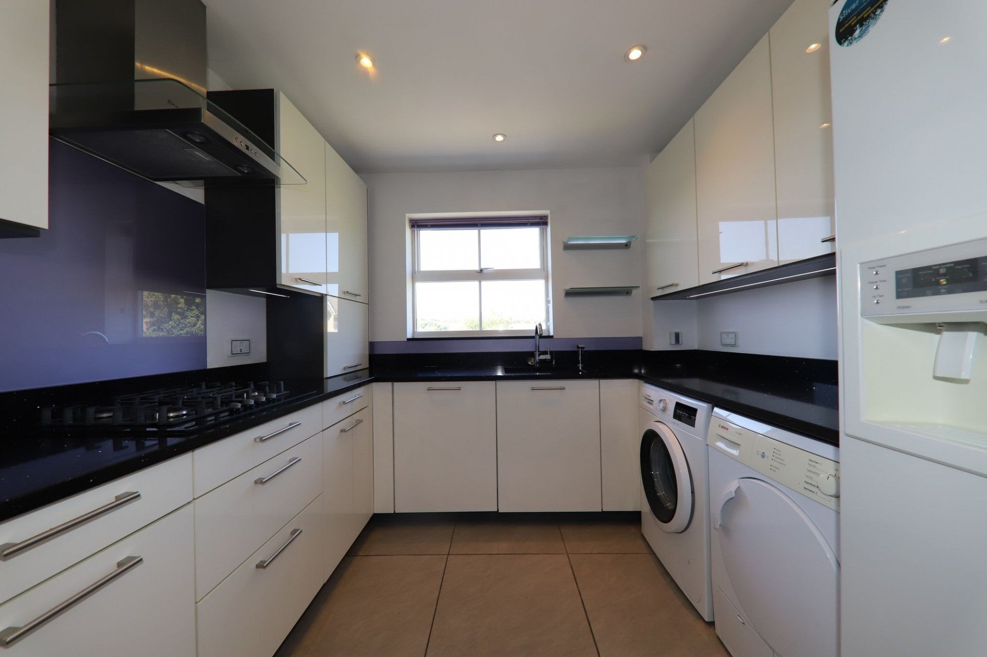 Flat Salters Close in Three Rivers