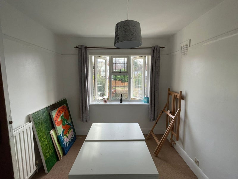 Room Bell Barn Road in Bristol