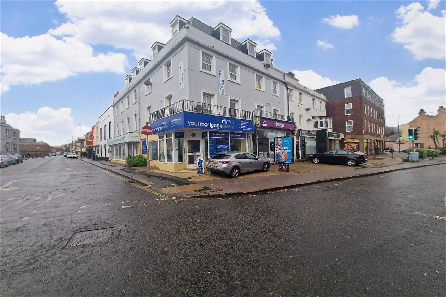 Flat High Street in Arun