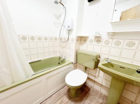 Flat Tugby Place in Chelmsford
