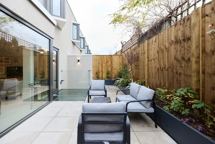 House Letchford Gardens in Greater London