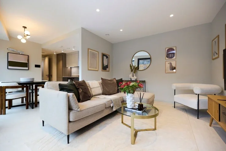 House Letchford Gardens in Greater London