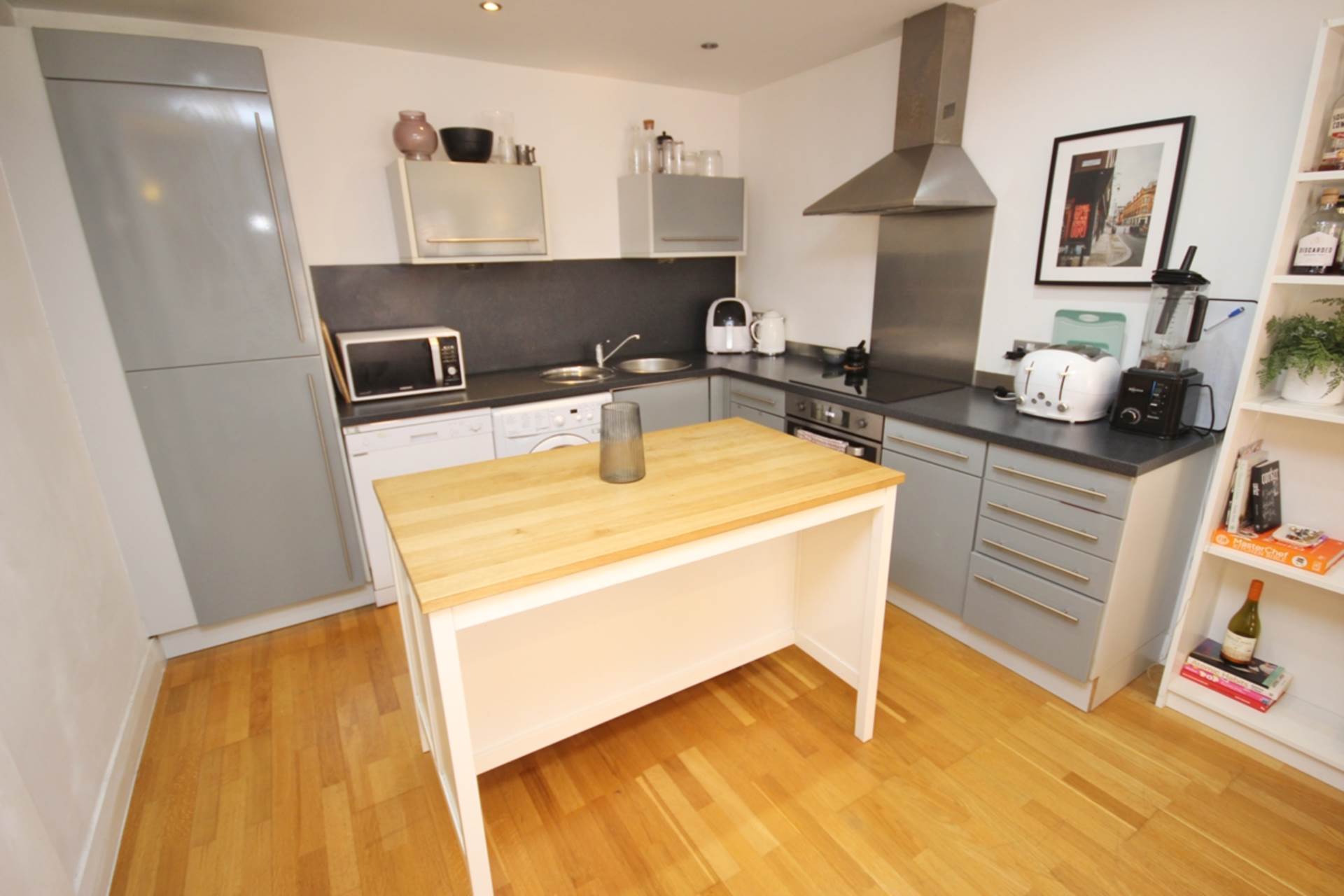 Flat Ellesmere Street in Manchester