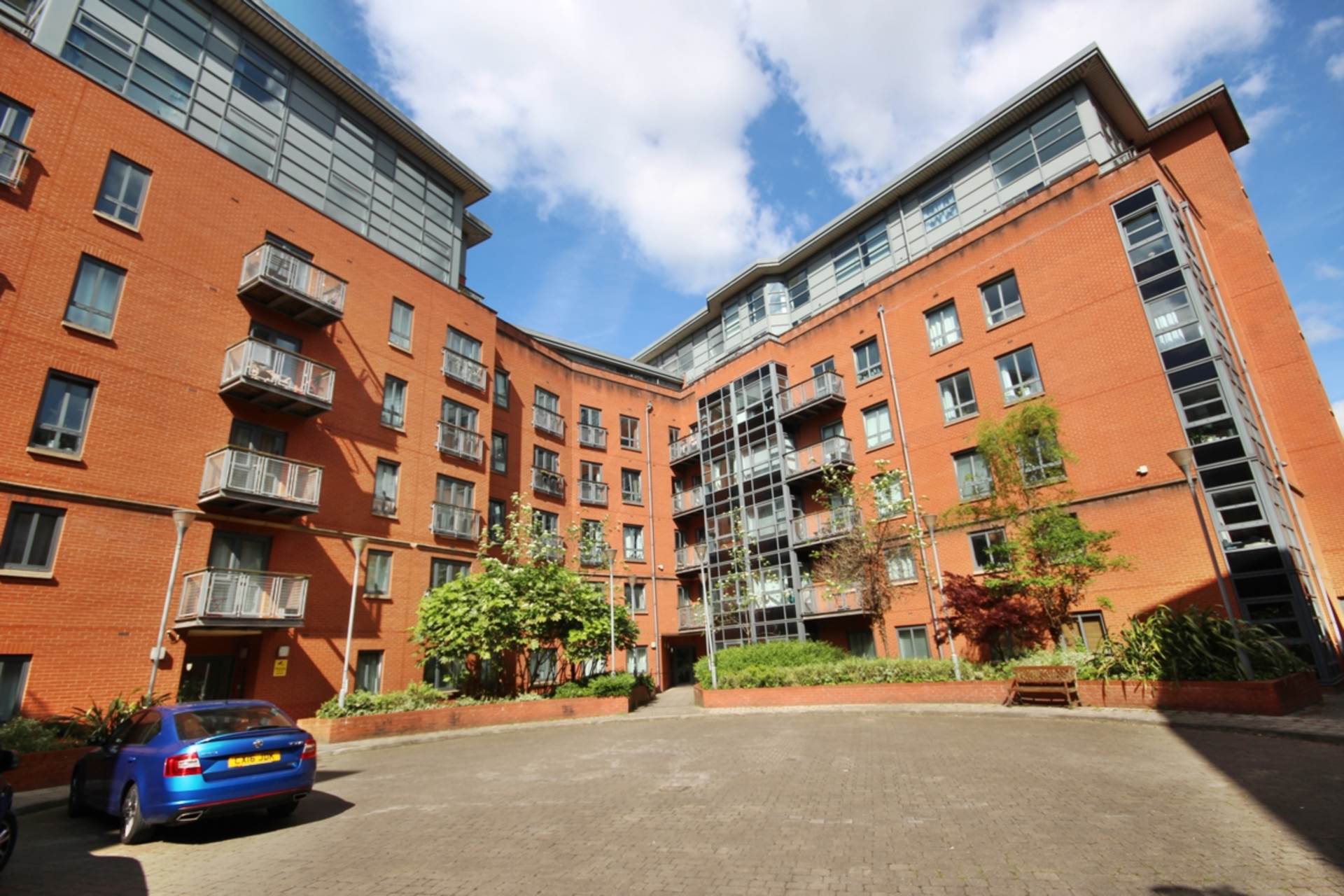Flat Ellesmere Street in Manchester