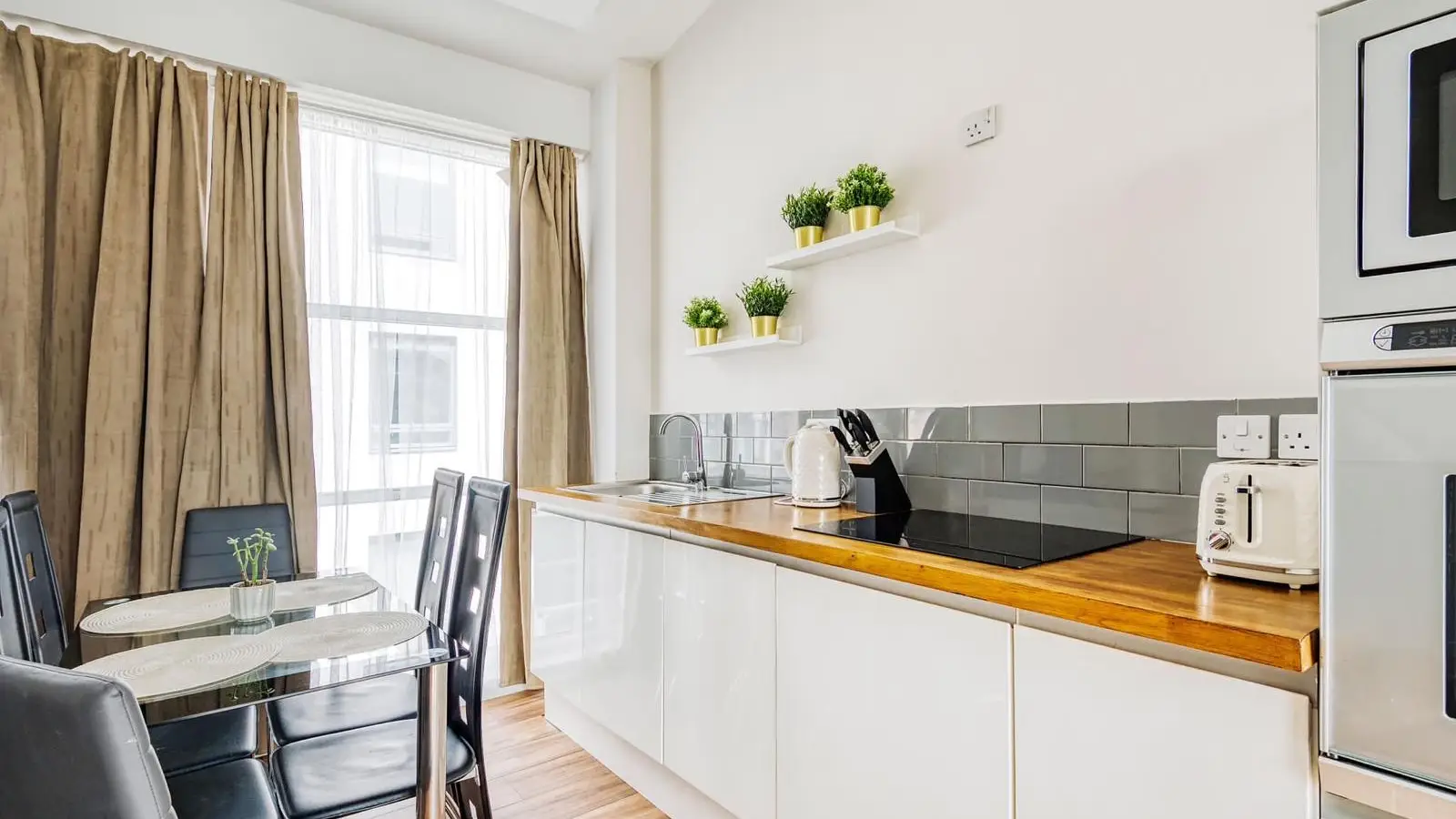 Flat Burne Street in City of Westminster