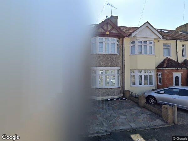 Room Surrey Road in Greater London