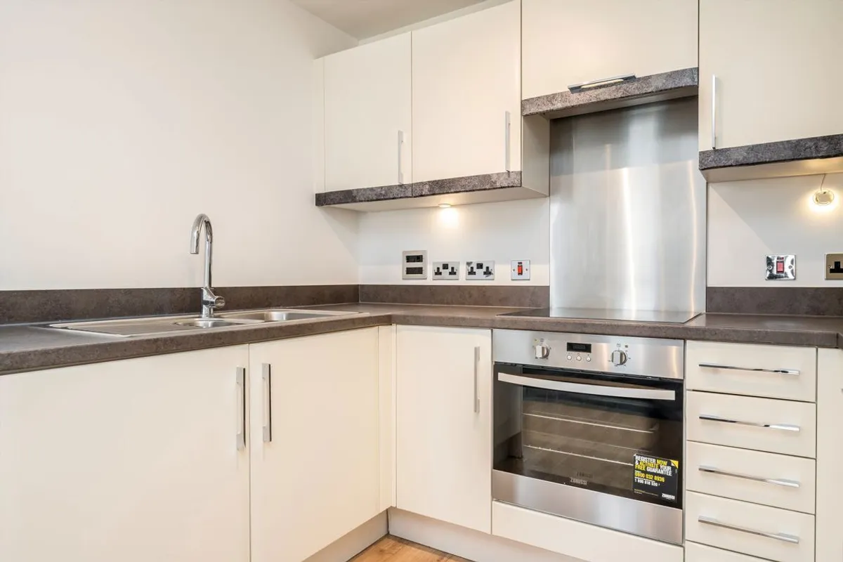Flat Britannia Walk in Greater London