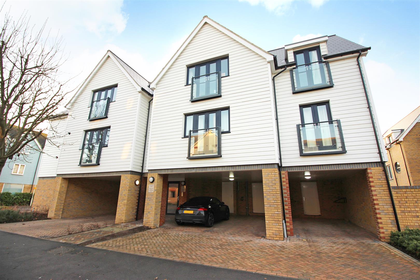 Flat Westmeads Road in Whitstable