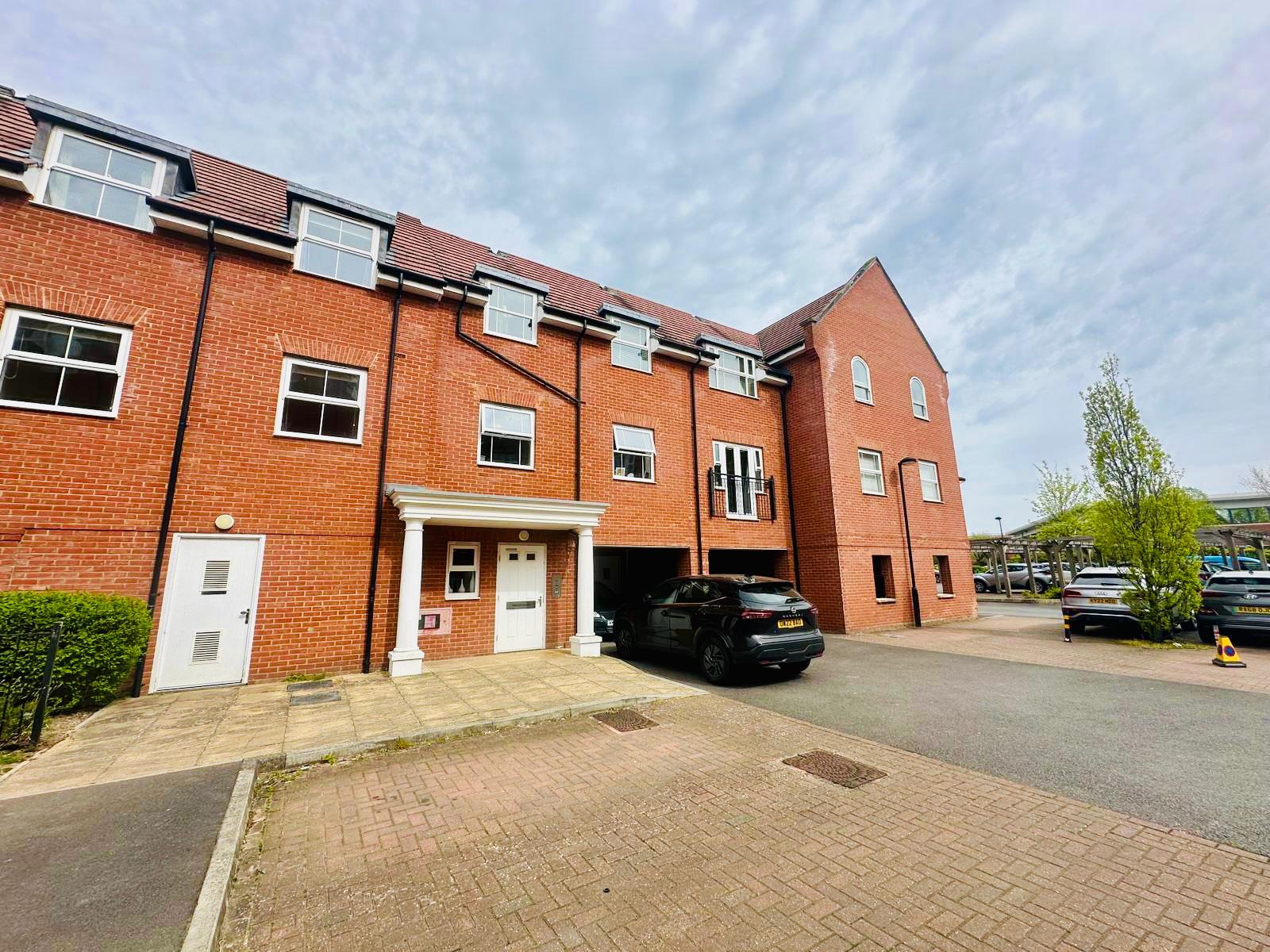 Flat Ashville Way in Wokingham