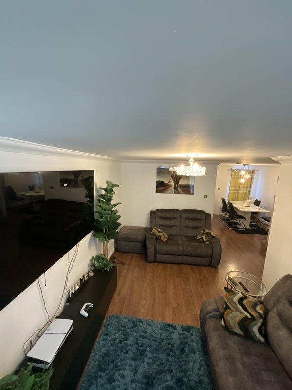Room Chestnut Road in Basildon