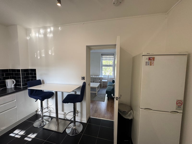 Room George Row in Greater London