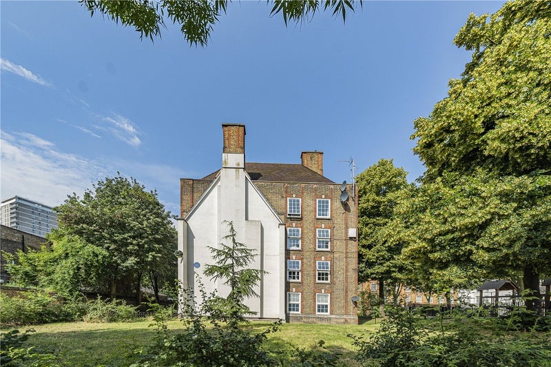 Room George Row in Greater London