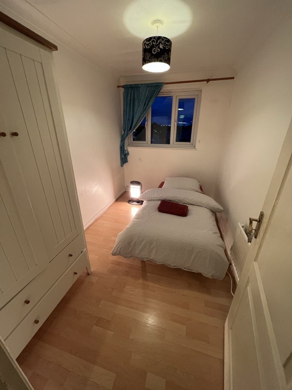 Room Ghyllgrove in Basildon