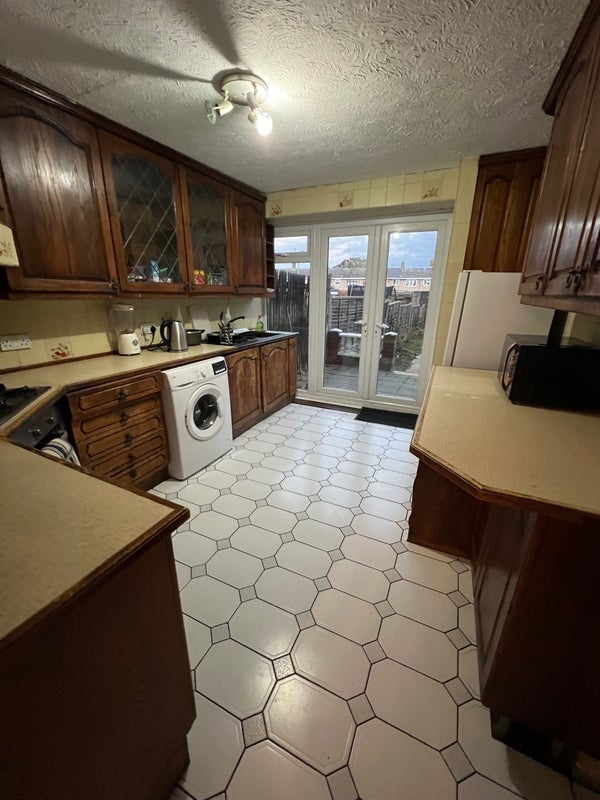 Room Ghyllgrove in Basildon