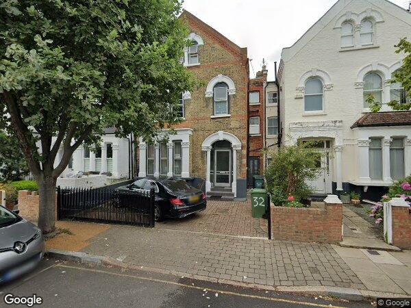 Room Fairmead Road in Greater London