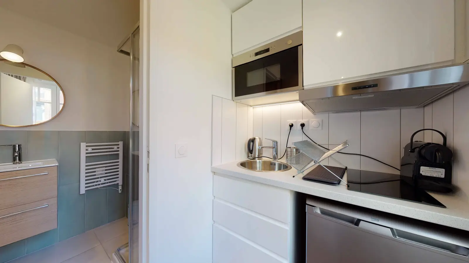 Room Rue du Clos des Ermites in Suresnes
