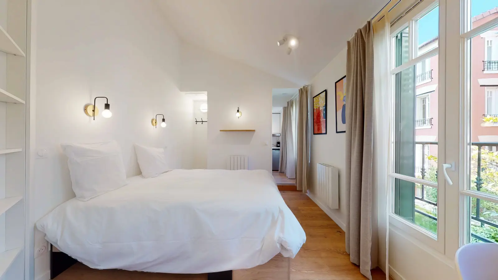 Room Rue du Clos des Ermites in Suresnes