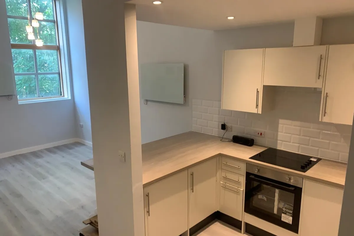 Flat Camlough Walk in Chesterfield