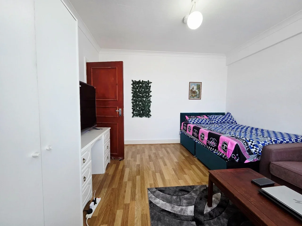 Room The Broadway in Greater London