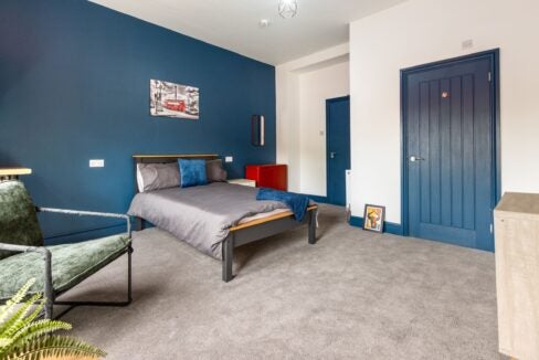 Flat Abbey Road in Grimsby
