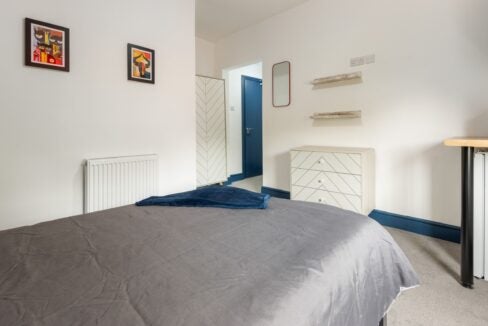 Room Abbey Road in Grimsby
