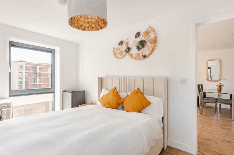 Flat Saxton Lane in Leeds