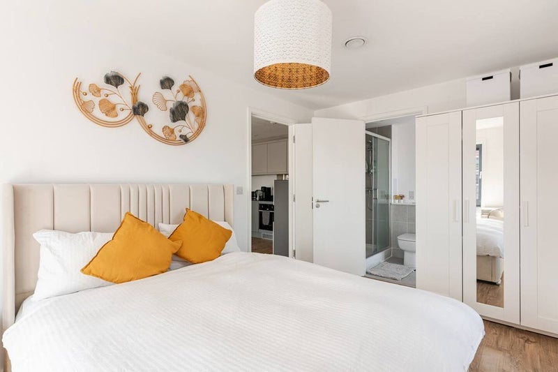 Flat Saxton Lane in Leeds