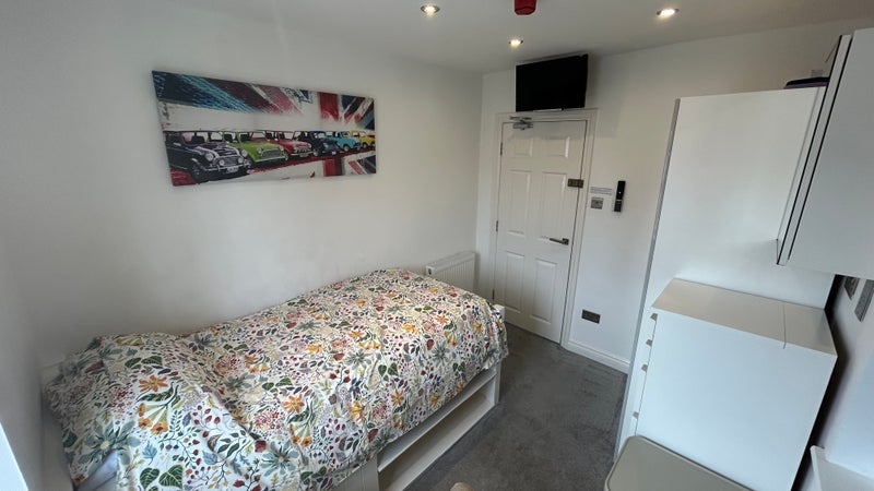 Room Staithes Road in Manchester