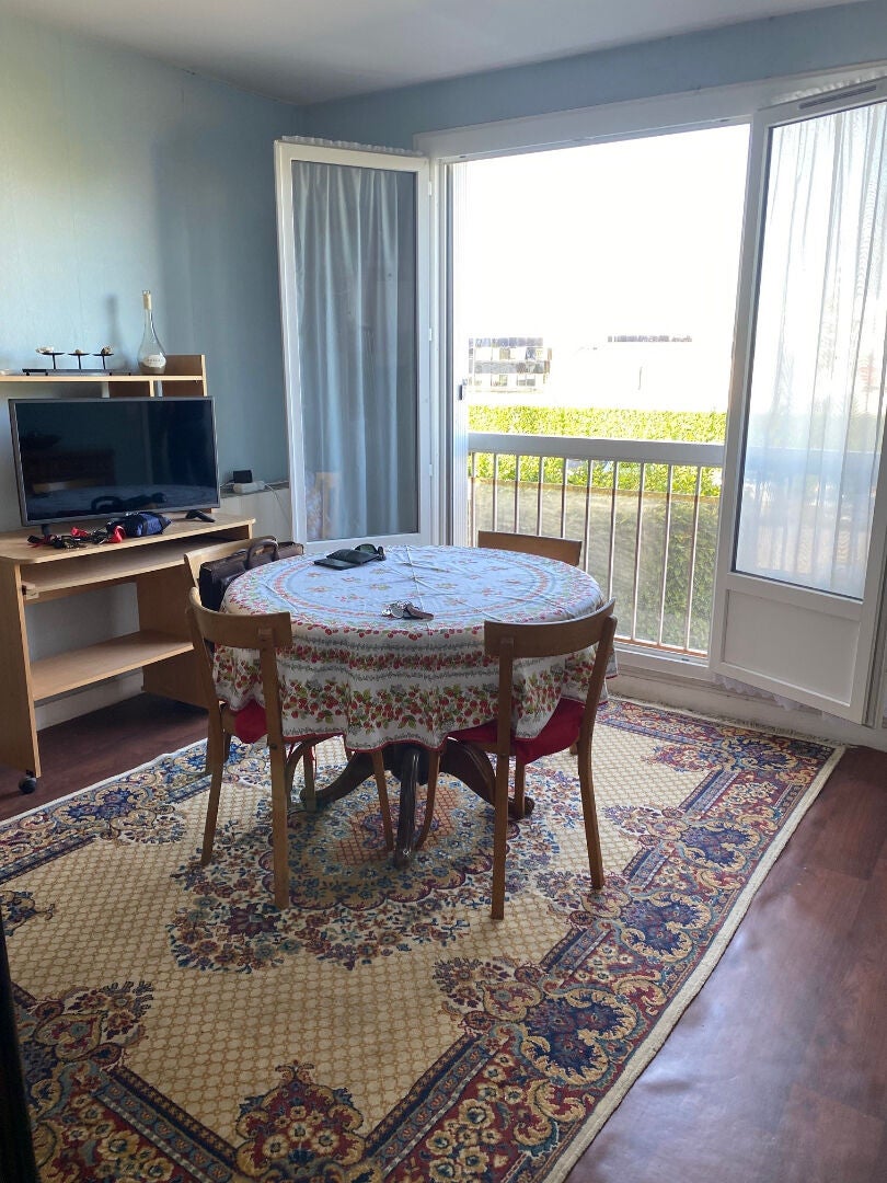 Flat Rue du Hameau in Sully-sur-Loire
