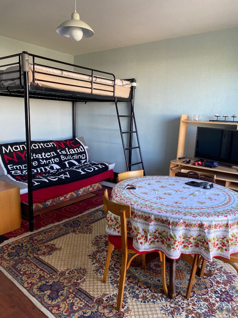 Flat Rue du Hameau in Sully-sur-Loire