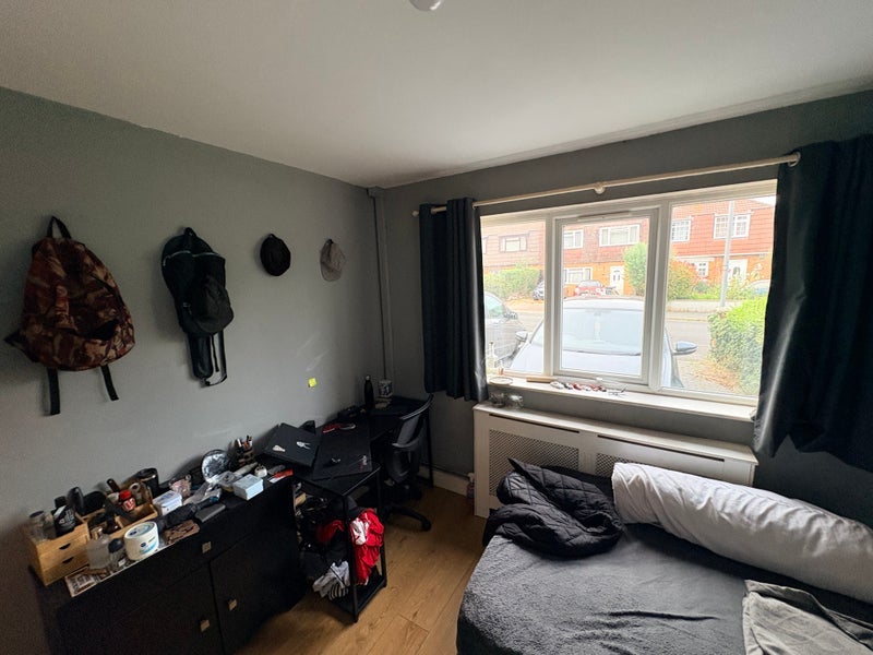 Room Conygre Grove in Bristol