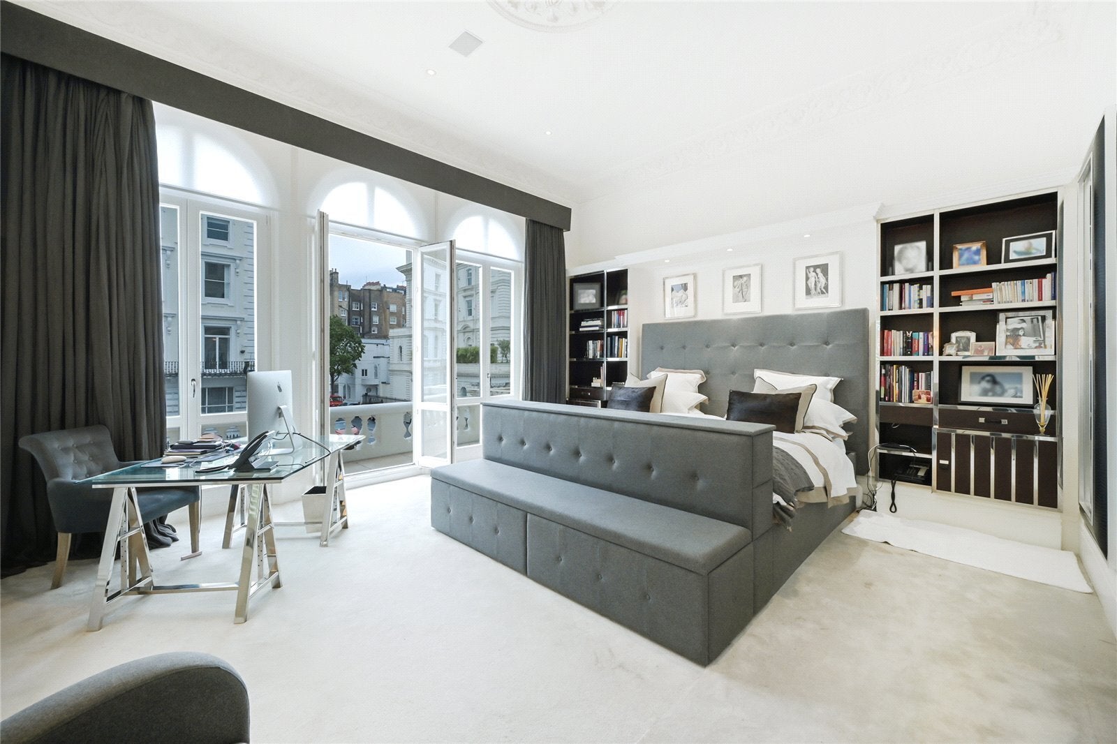House Queen's Gate Terrace in Greater London