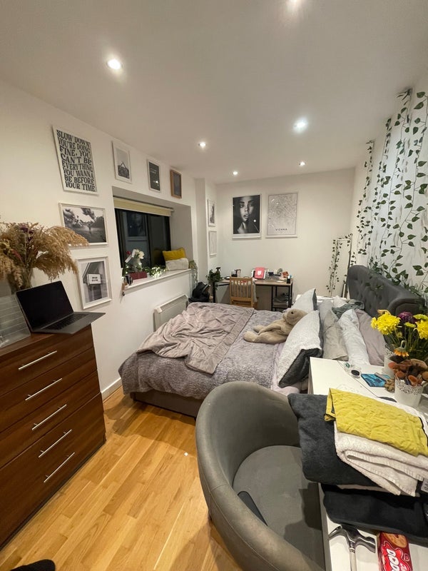 Room Fieldgate Street in Greater London