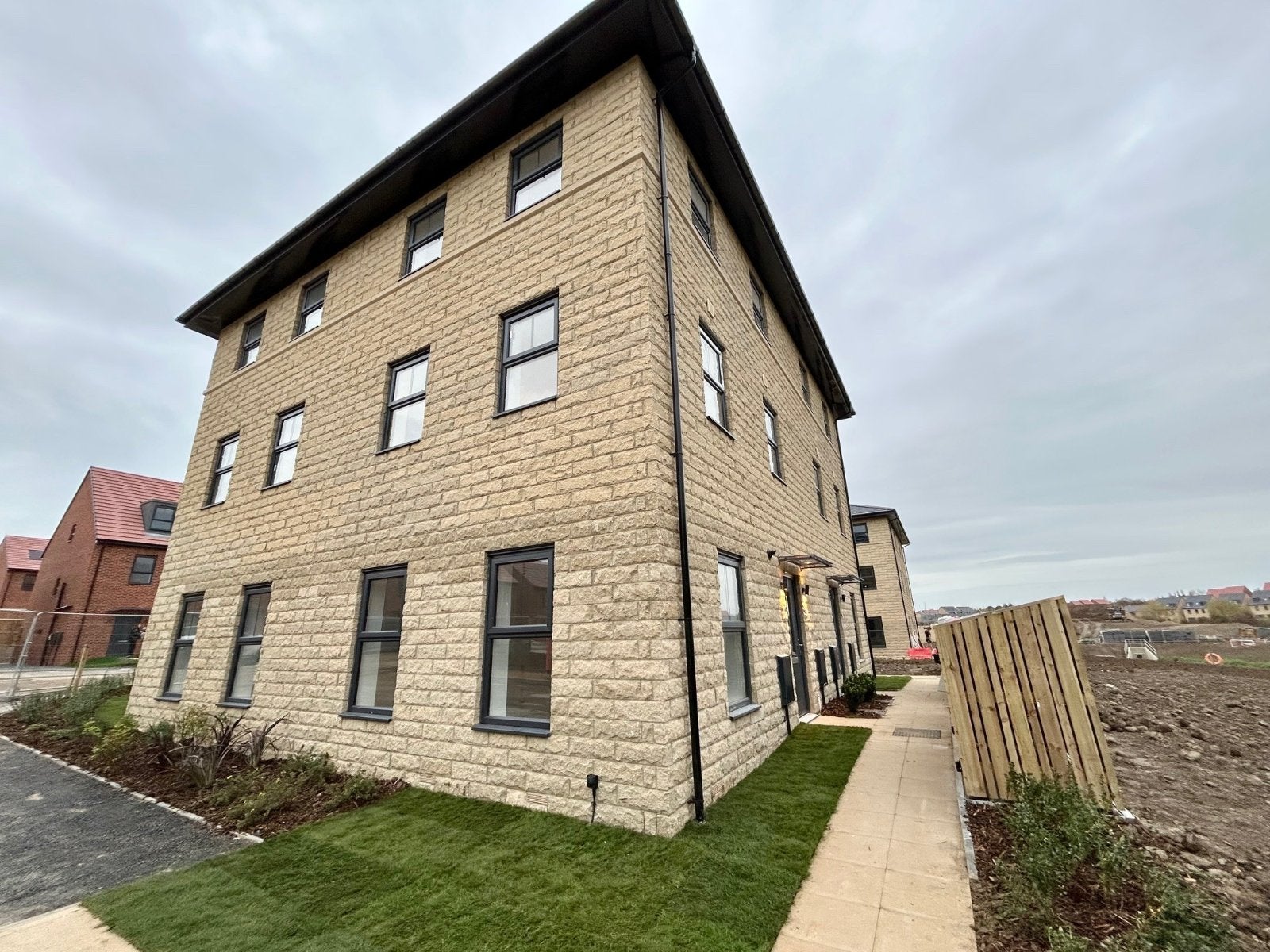 Flat Chapel Way in Rotherham