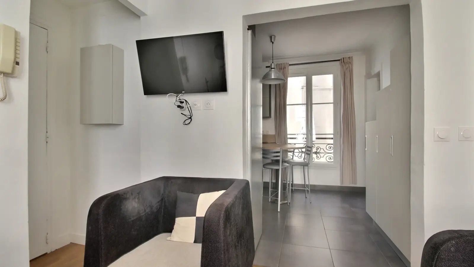 Appartement Rue de la Roquette à Paris