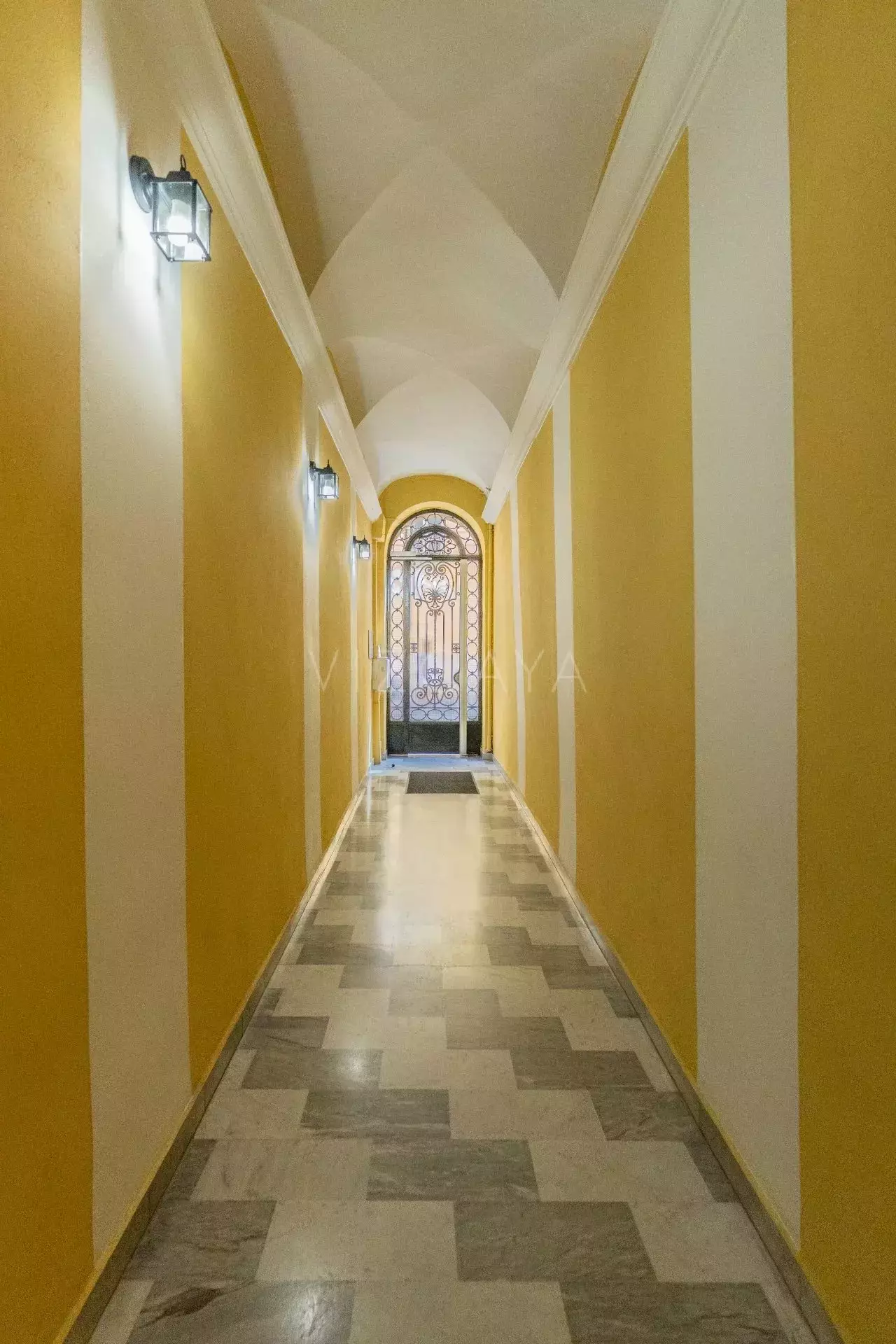 Appartement Tunnel André Liautaud à Nice