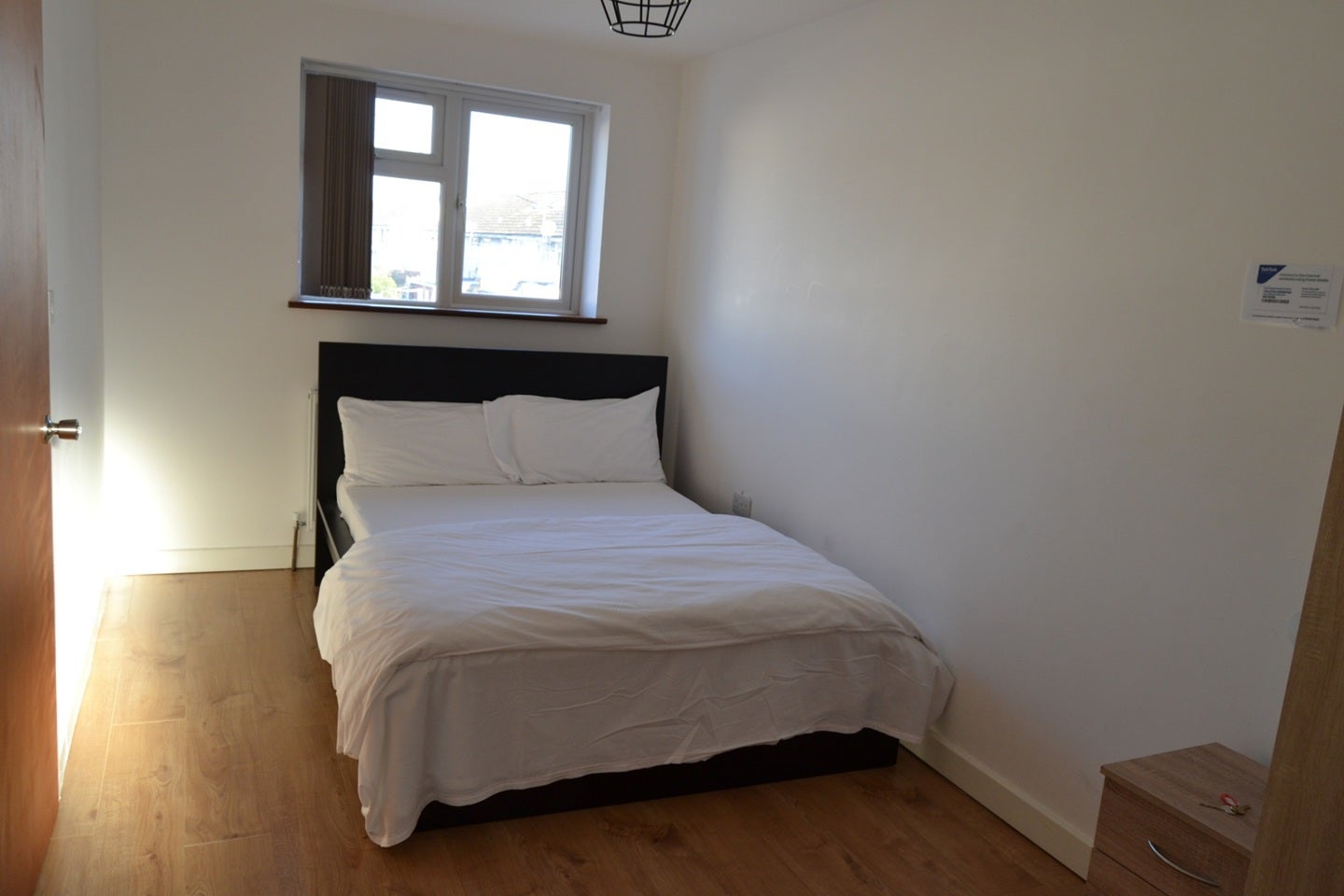 Flat Barking Road in Greater London