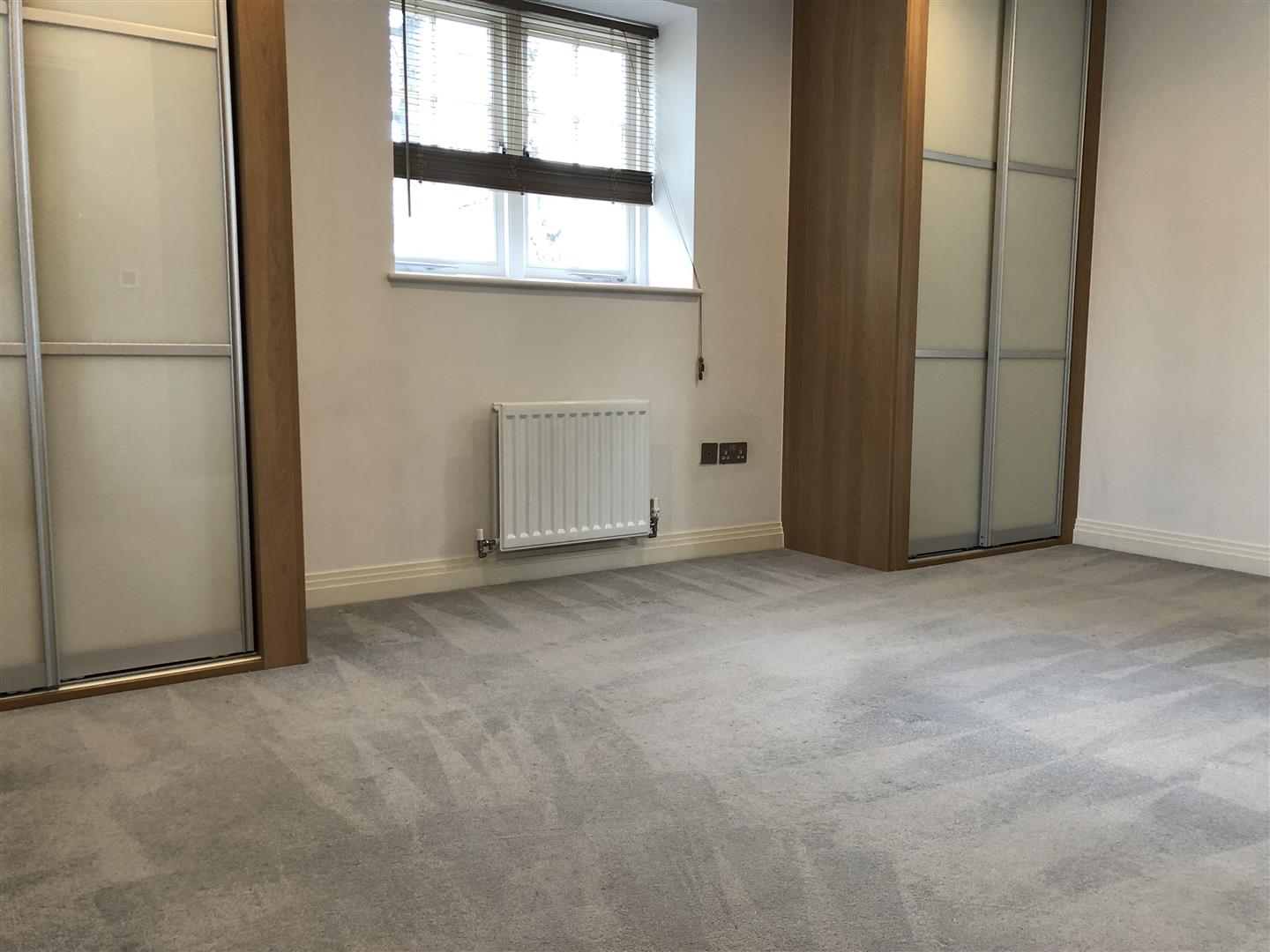 Flat Manor Way in Hertsmere